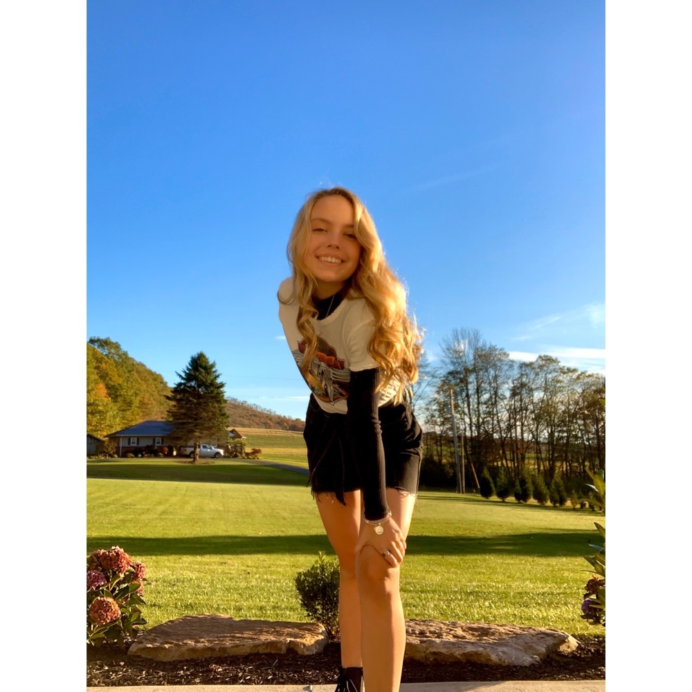 Meet your Posher, Cassie